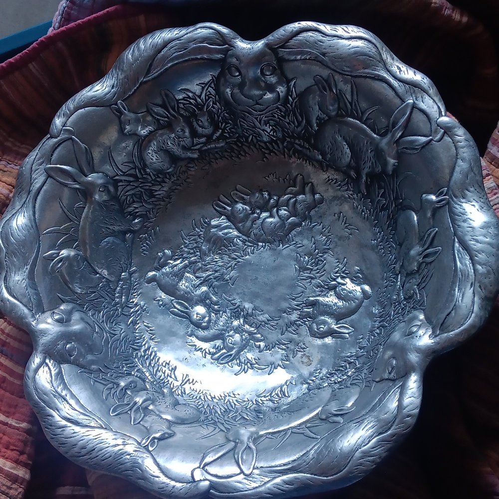 Arthur Court Bunny Bowl